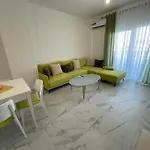 Beachside Charm Apartment
